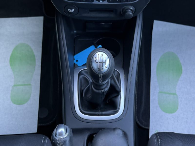 RENAULT MEGANE 3 III COUPE 1.4 TCE 130 Cv PREMIERE MAIN TOIT PANORAMIQUE CRIT AIR 1 - GARANTIE 1 AN