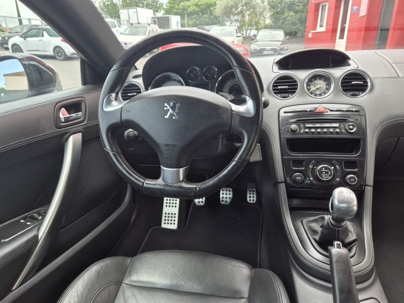 PEUGEOT RCZ 2012