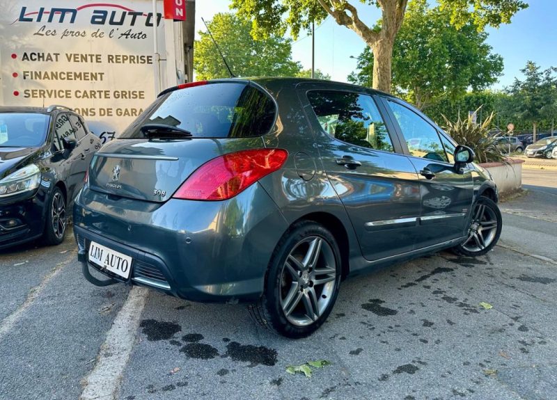 PEUGEOT 308 2013