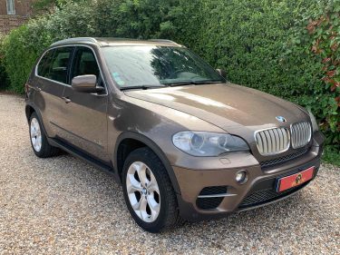 B.M.W. SERIE X 2010