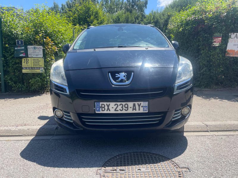 PEUGEOT 5008 1.6HDI 110CV