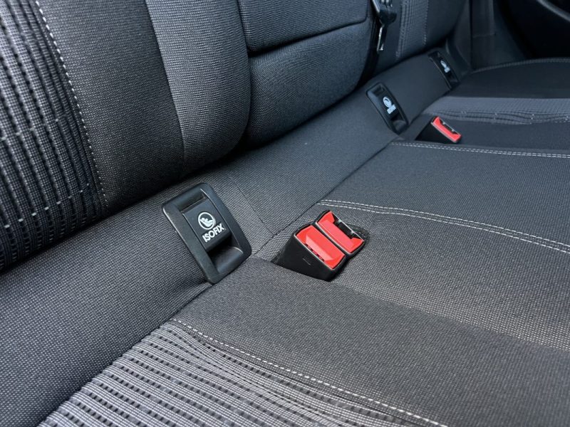 PEUGEOT 308 II PHASE 2 ALLURE 1.2 130 Cv BOITE AUTO EAT8 / APPLE & ANDROID 29 900 km - GARANTIE 1 AN