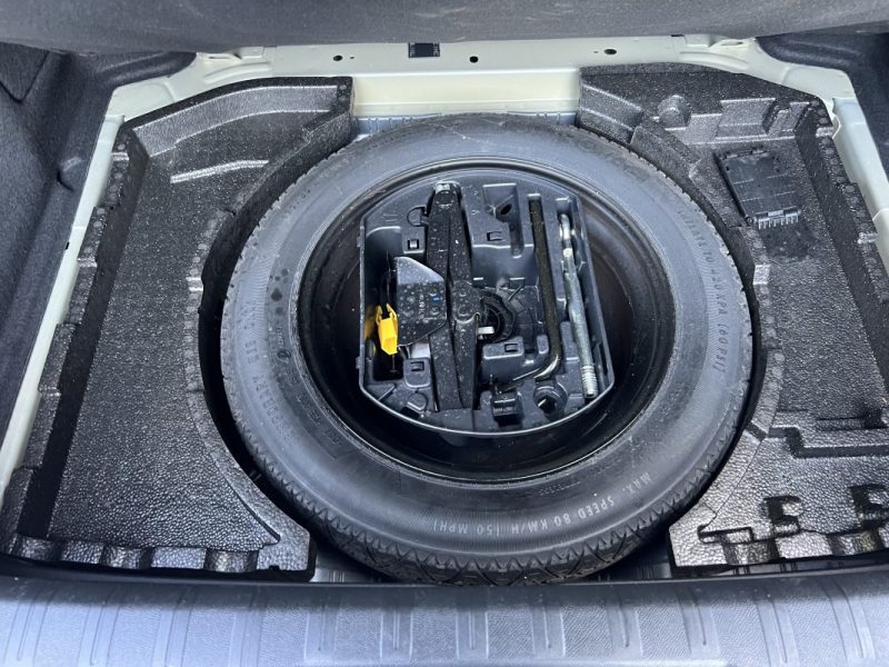 PEUGEOT 308 II PHASE 2 ALLURE 1.2 130 Cv BOITE AUTO EAT8 / APPLE & ANDROID 29 900 km - GARANTIE 1 AN