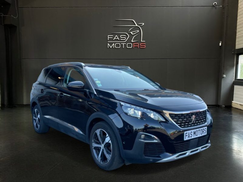 PEUGEOT 5008 2019