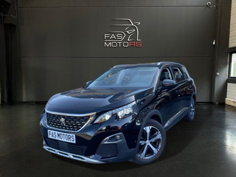 PEUGEOT 5008 2019
