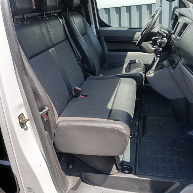 Citroen Jumpy M 2.0L BlueHDi 120 S&S BVM6(340Nm) CLUB