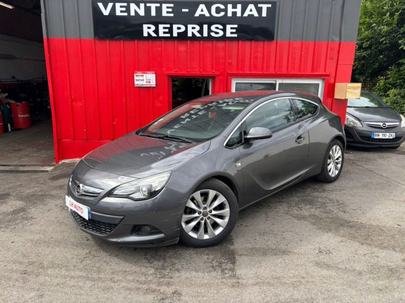 OPEL ASTRA 2011
