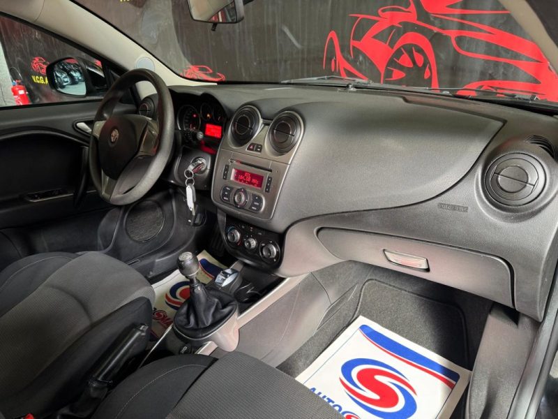 ALFA ROMEO MITO 1.3 JTD 90 Distinctive 