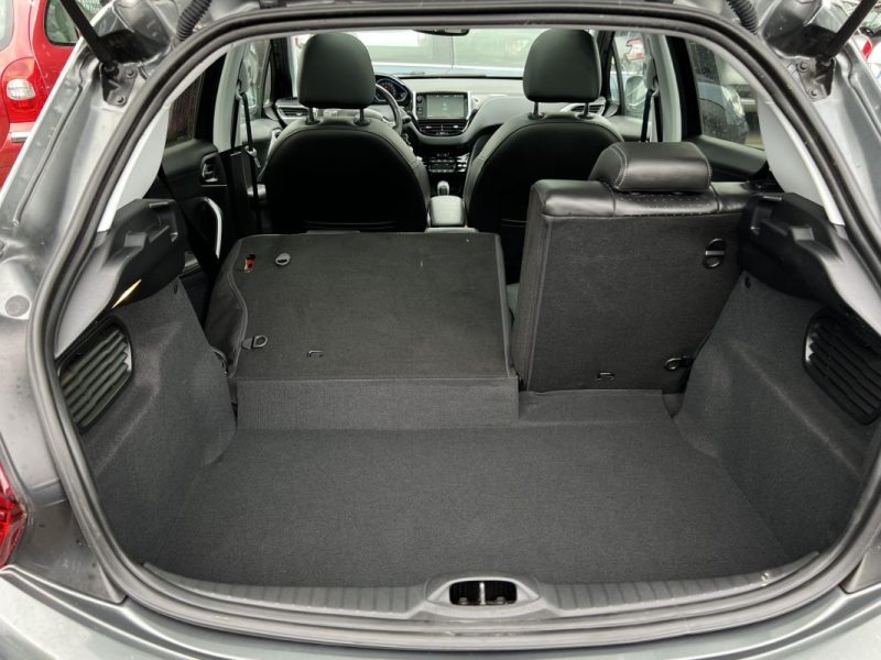 PEUGEOT 208 PHASE 2 FELINE 1.2 110 Cv TOIT PANO CUIR APPLE & ANDROID 17 900 Kms - GARANTIE 1 AN