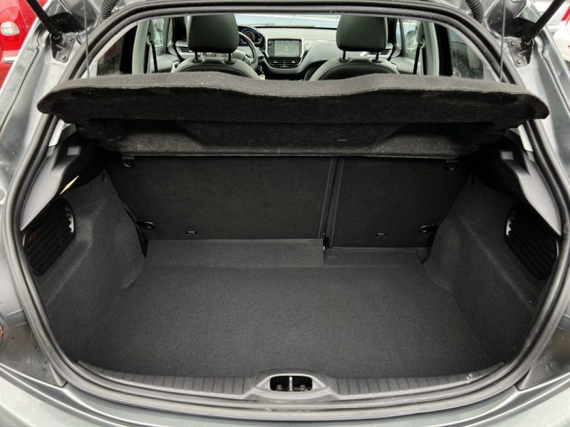 PEUGEOT 208 PHASE 2 FELINE 1.2 110 Cv TOIT PANO CUIR APPLE & ANDROID 17 900 Kms - GARANTIE 1 AN