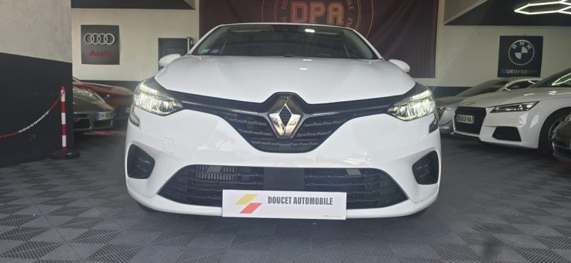 RENAULT CLIO 2022