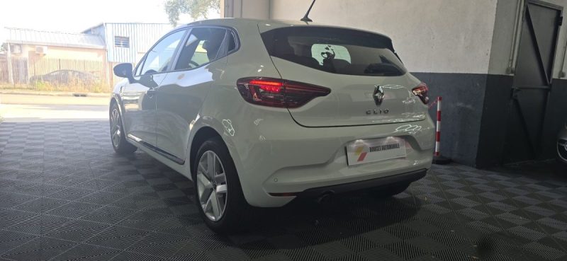 RENAULT CLIO 2022