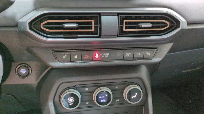 Dacia Sandero Tce 110 gsr2 stepway extreme + pack confort + sieges chauffants