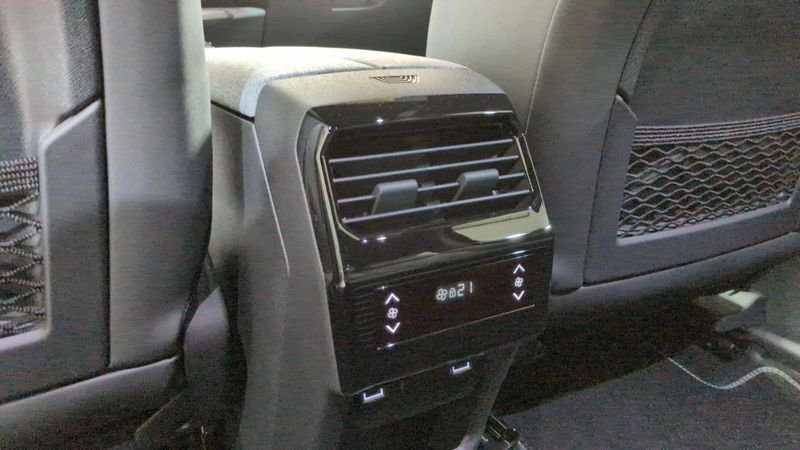 Peugeot 5008 nouveau Hybrid 145 e-dcs6 gt