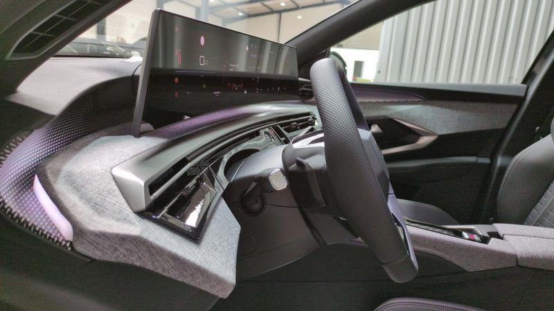 Peugeot 5008 nouveau Hybrid 145 e-dcs6 gt