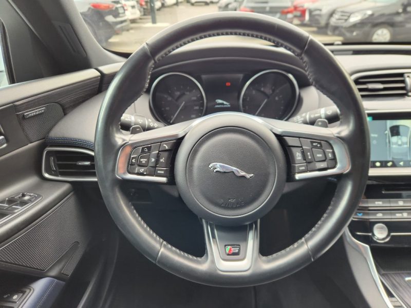 Jaguar XE 3.0 V6 340 S R-Sport BVA8*1°Main*MERIDIAN*CAMERA*GPS*