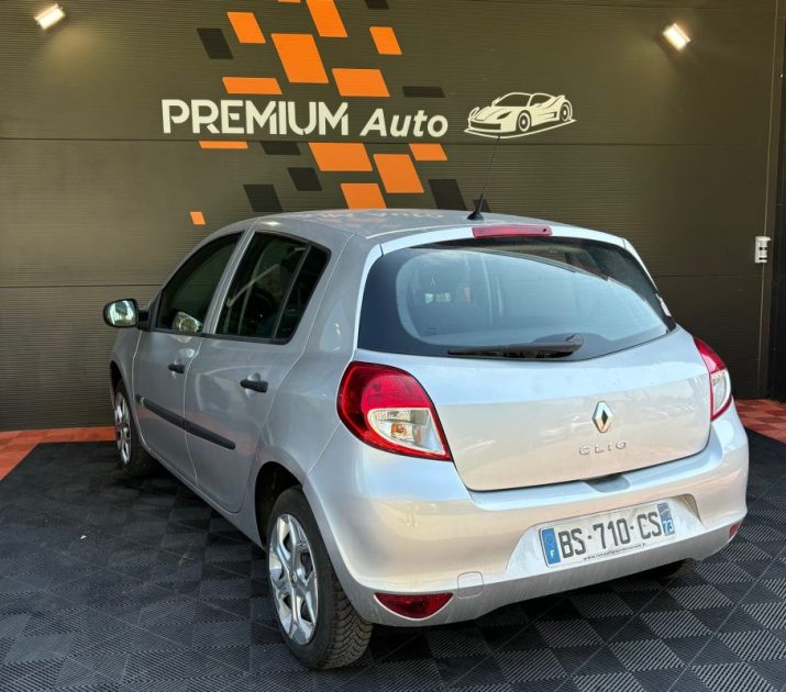 RENAULT CLIO 2011