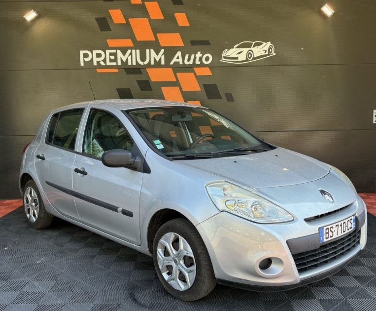 RENAULT CLIO 2011