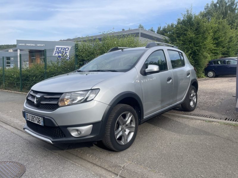 DACIA SANDERO LAUREATE 0.9TCE 90CV