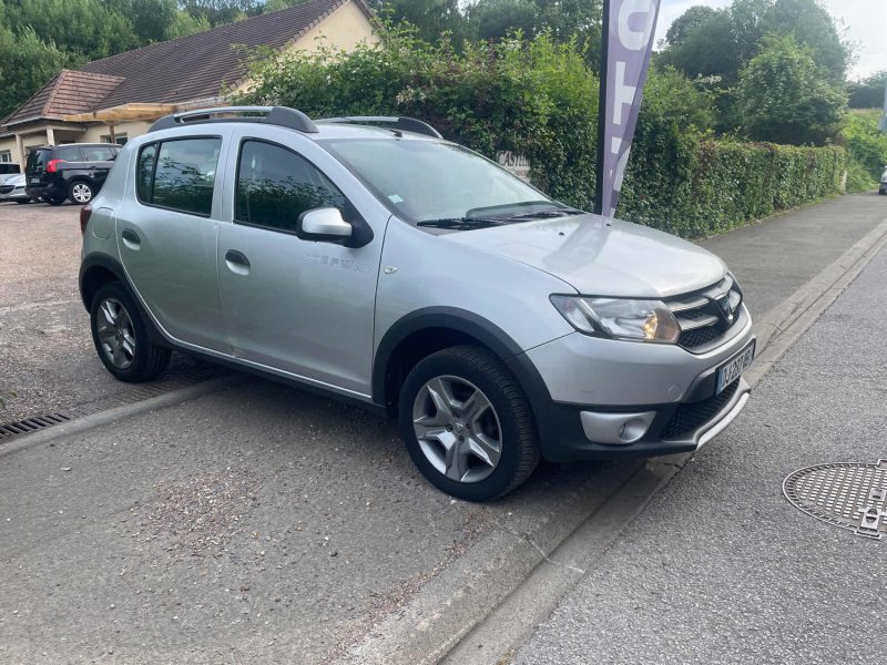 DACIA SANDERO LAUREATE 0.9TCE 90CV