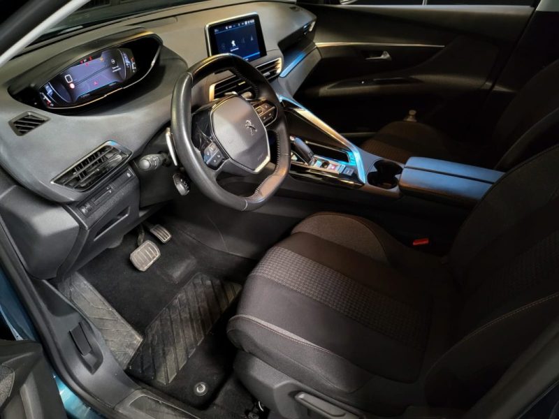 PEUGEOT 5008 1.5 BlueHDi 130cv ACTIVE BUSINESS 7 PLACES / ATTELAGE + CARPLAY + 2 EME MAIN /