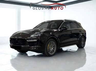 Porsche Cayenne Turbo S – Puissance, luxe et exclusivité chez GLOBAL AUTO