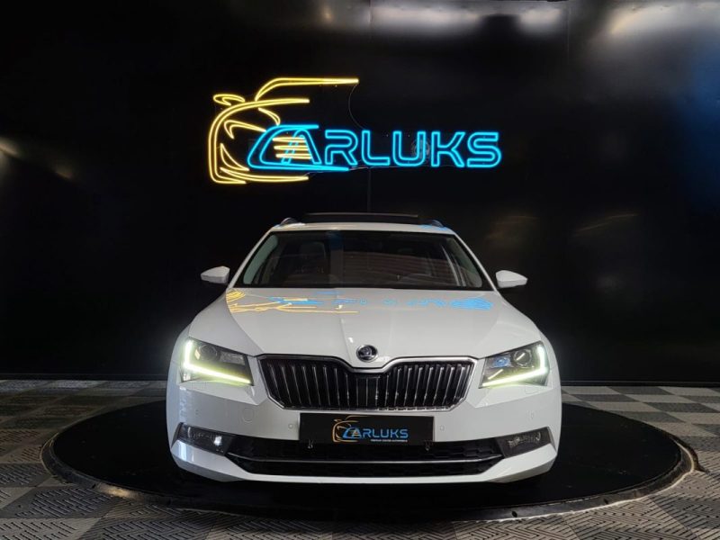 SKODA SUPERB 1.6 TDI 120CV SPORTLINE / TOIT OUVRANT + SIEGES CUIR ELECTRIQUES + VOLANT ALCANTARA /
