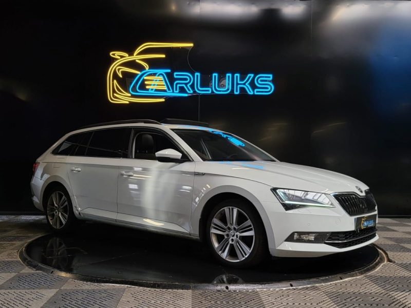 SKODA SUPERB 1.6 TDI 120CV SPORTLINE / TOIT OUVRANT + SIEGES CUIR ELECTRIQUES + VOLANT ALCANTARA /