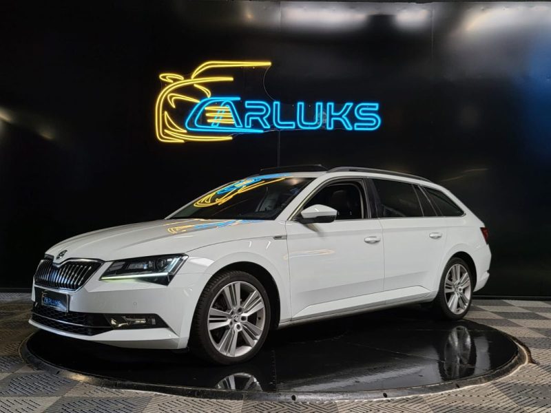 SKODA SUPERB 1.6 TDI 120CV SPORTLINE / TOIT OUVRANT + SIEGES CUIR ELECTRIQUES + VOLANT ALCANTARA /