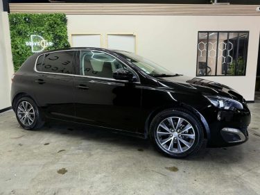 PEUGEOT 308 2017
