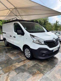 RENAULT TRAFIC 2016
