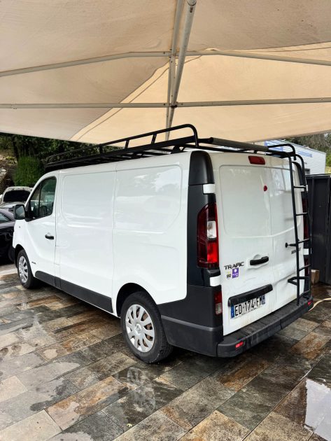 RENAULT TRAFIC 2016