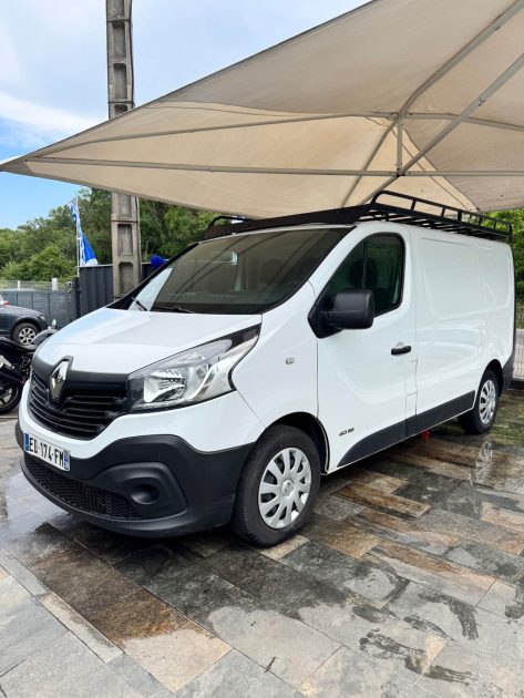 RENAULT TRAFIC 2016