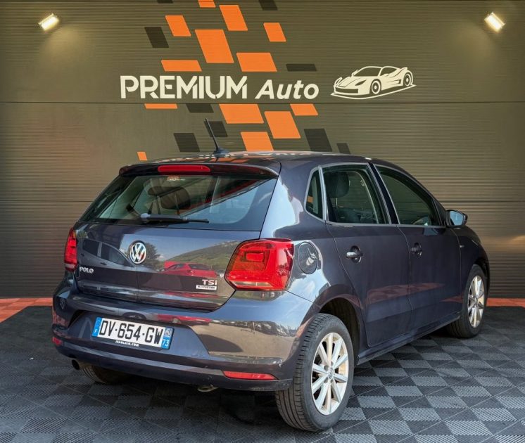 VOLKSWAGEN POLO 2015
