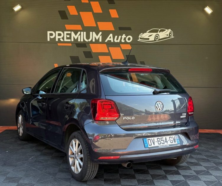 VOLKSWAGEN POLO 2015