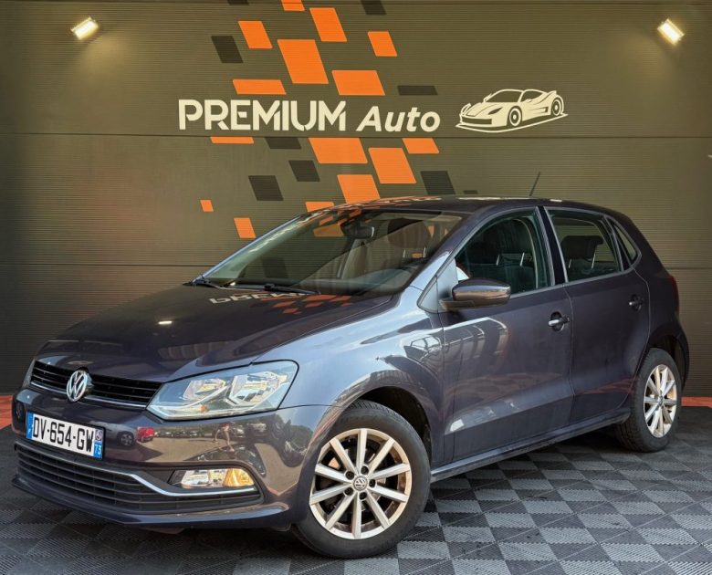VOLKSWAGEN POLO 2015