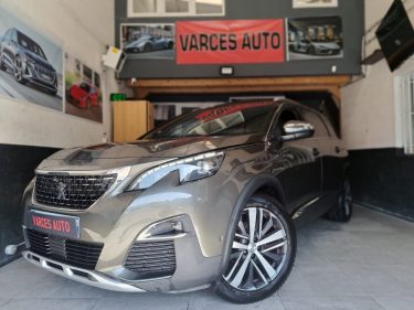 PEUGEOT 5008 2017