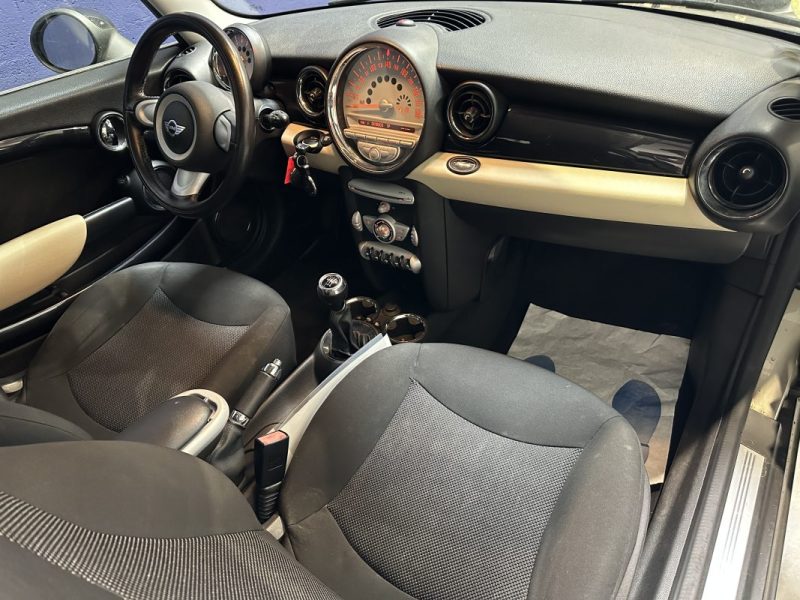 MINI MINI CLUBMAN 1.6i 120ch 2008