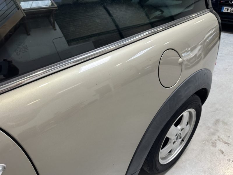 MINI MINI CLUBMAN 1.6i 120ch 2008