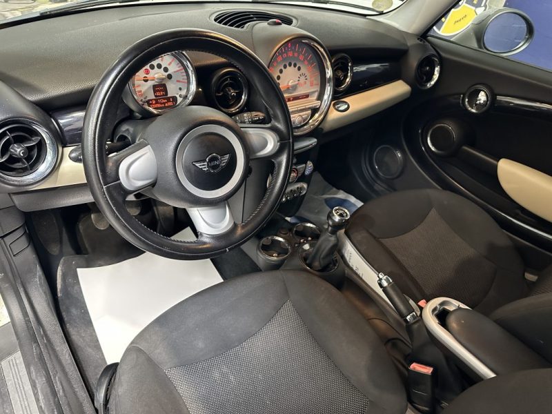 MINI MINI CLUBMAN 1.6i 120ch 2008