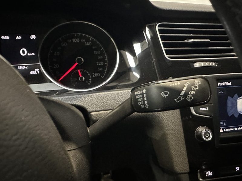 VOLKSWAGEN GOLF 2016