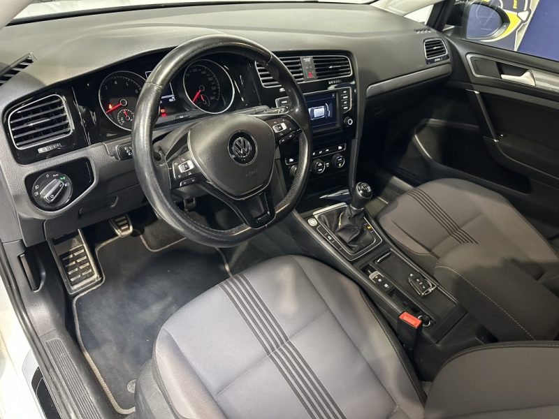 VOLKSWAGEN GOLF 2016