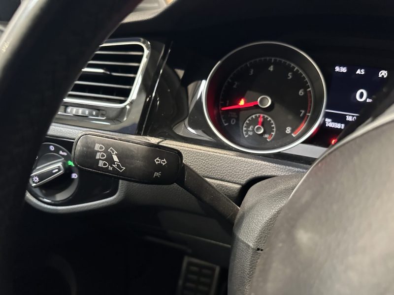 VOLKSWAGEN GOLF 2016