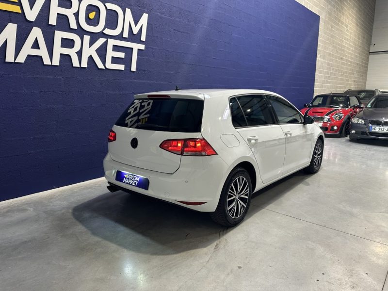 VOLKSWAGEN GOLF 2016