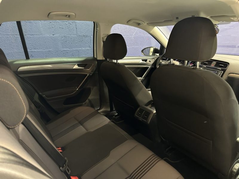 VOLKSWAGEN GOLF 2016