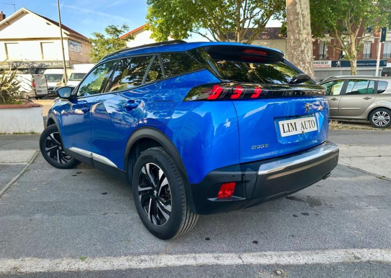 PEUGEOT 2008 2021