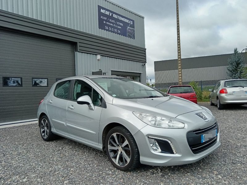 PEUGEOT 308 1.6 HDI 92 FAP Active 5p / BLUETOOTH / REGULATEUR  / EMBRAYAGE NEUF SUIVI COMPLET