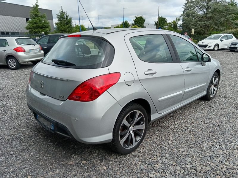 PEUGEOT 308 1.6 HDI 92 FAP Active 5p / BLUETOOTH / REGULATEUR  / EMBRAYAGE NEUF SUIVI COMPLET