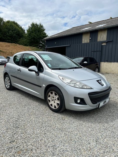 PEUGEOT 207 2009