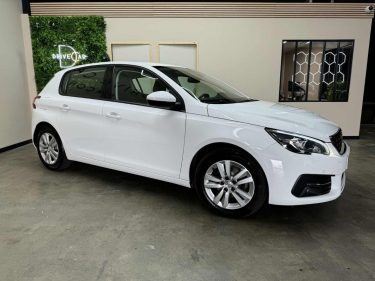 PEUGEOT 308 2021